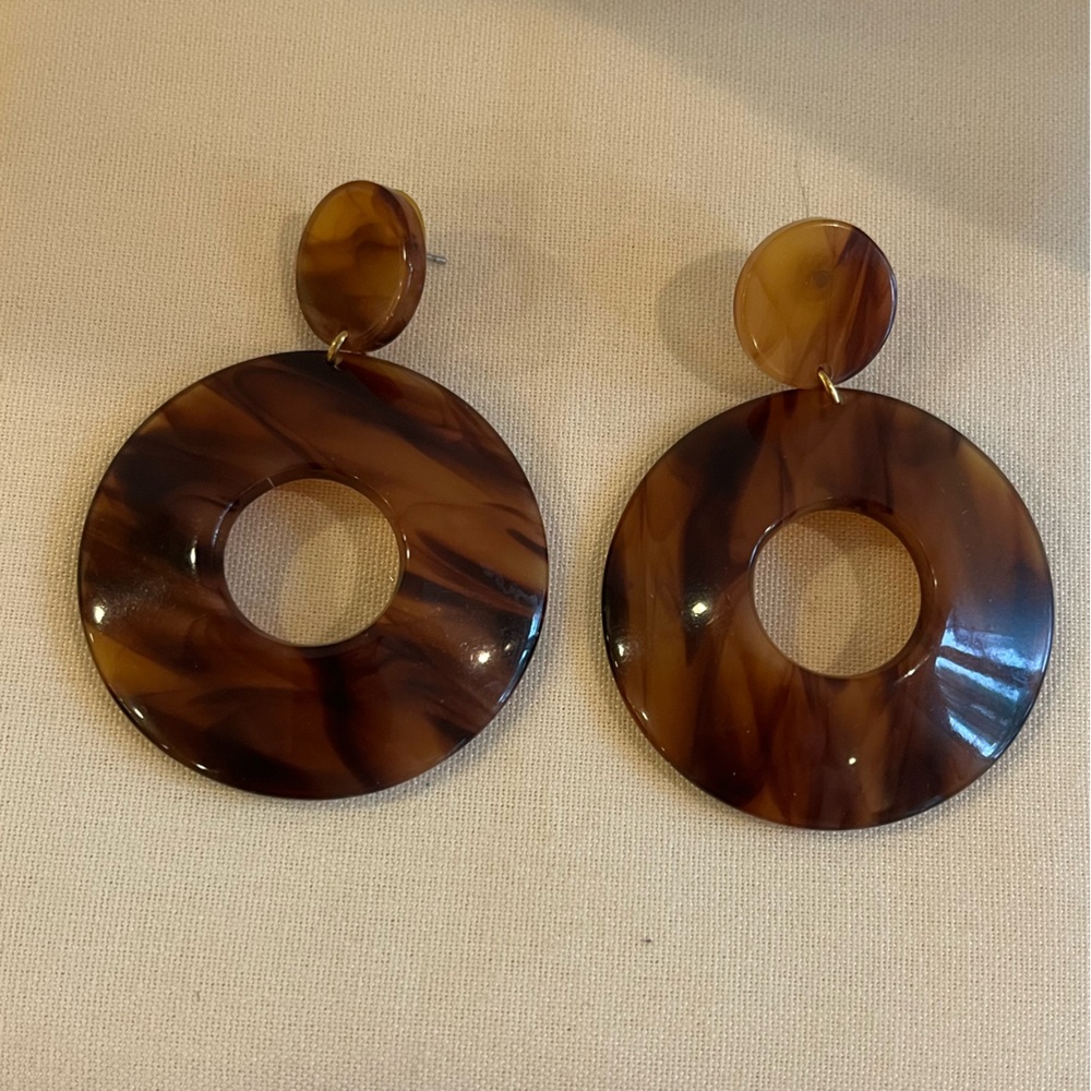 Tortoise Shell Hoop Dangle Earrings